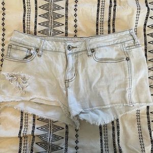Bullhead shorts